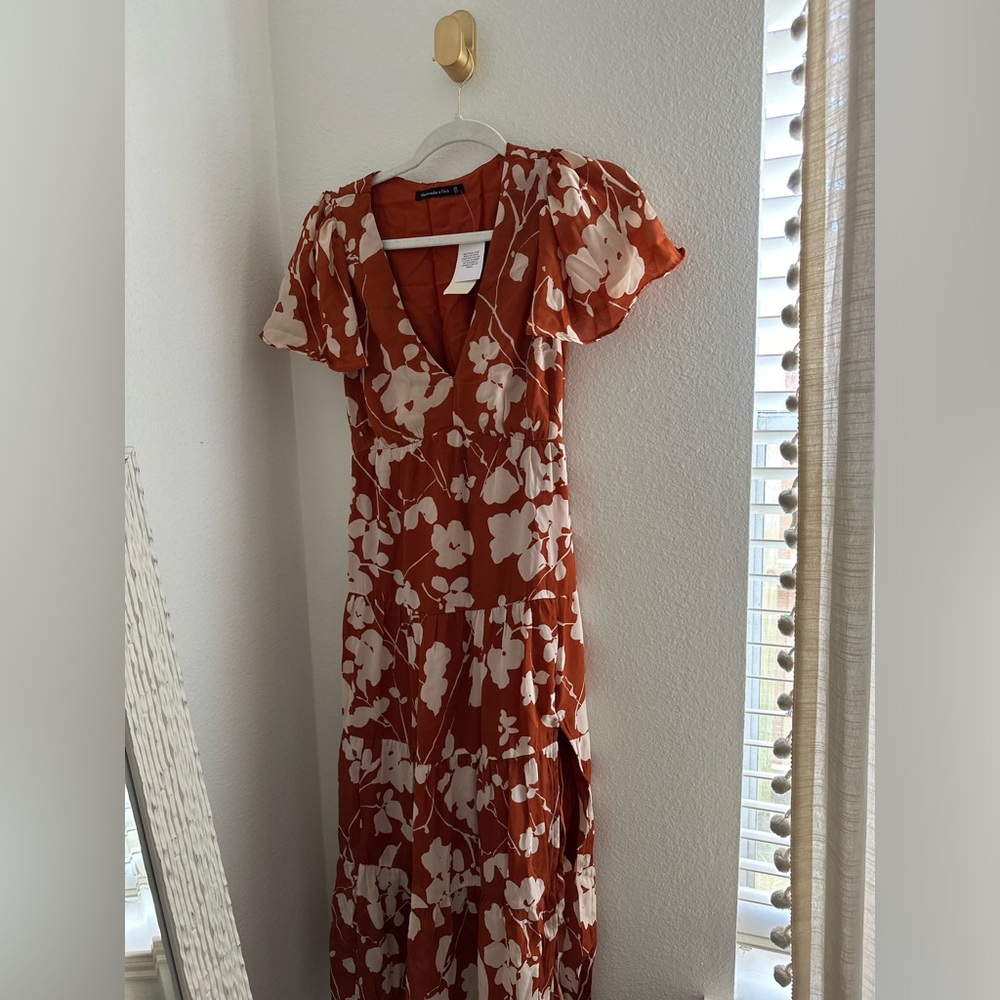 Brand New Abercrombie & Fitch Floral Dress